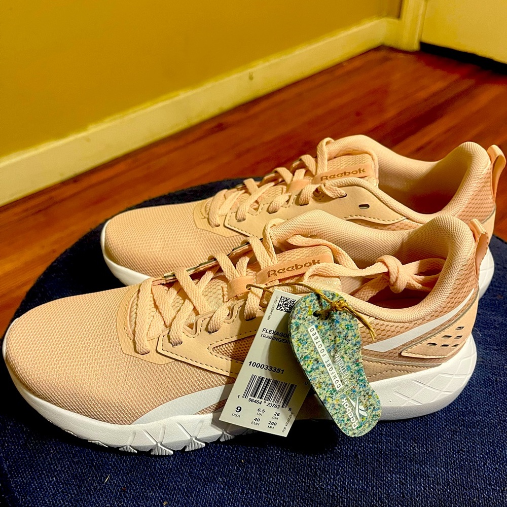 New women’s Reebok Flexagon Energy 4